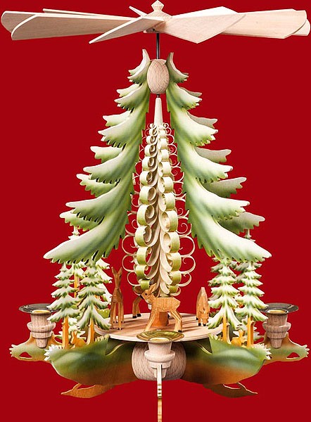 Taulin Kleine Pyramide, geschnitzte Rehe - farbig