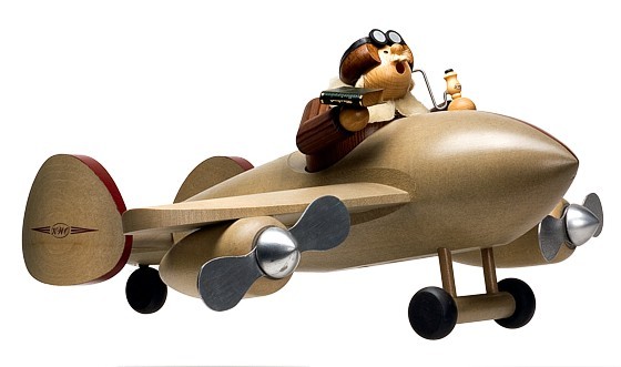 KWO Kantenhocker Pilot mit Flugzeug