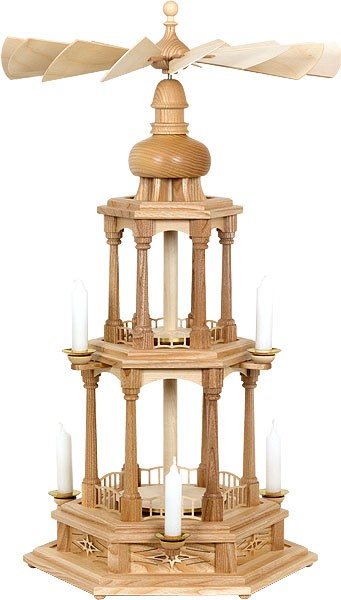 Holger Seidel 2stöckige Pyramide, neutral ohne Figuren