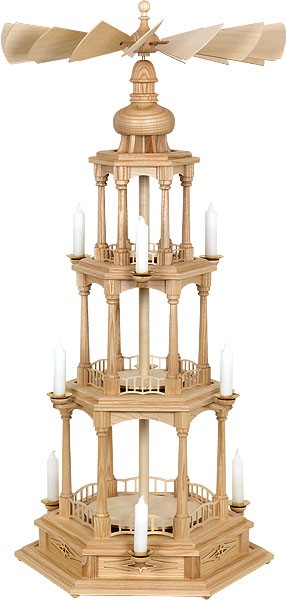 Holger Seidel 3stöckige Pyramide, neutral ohne Figuren