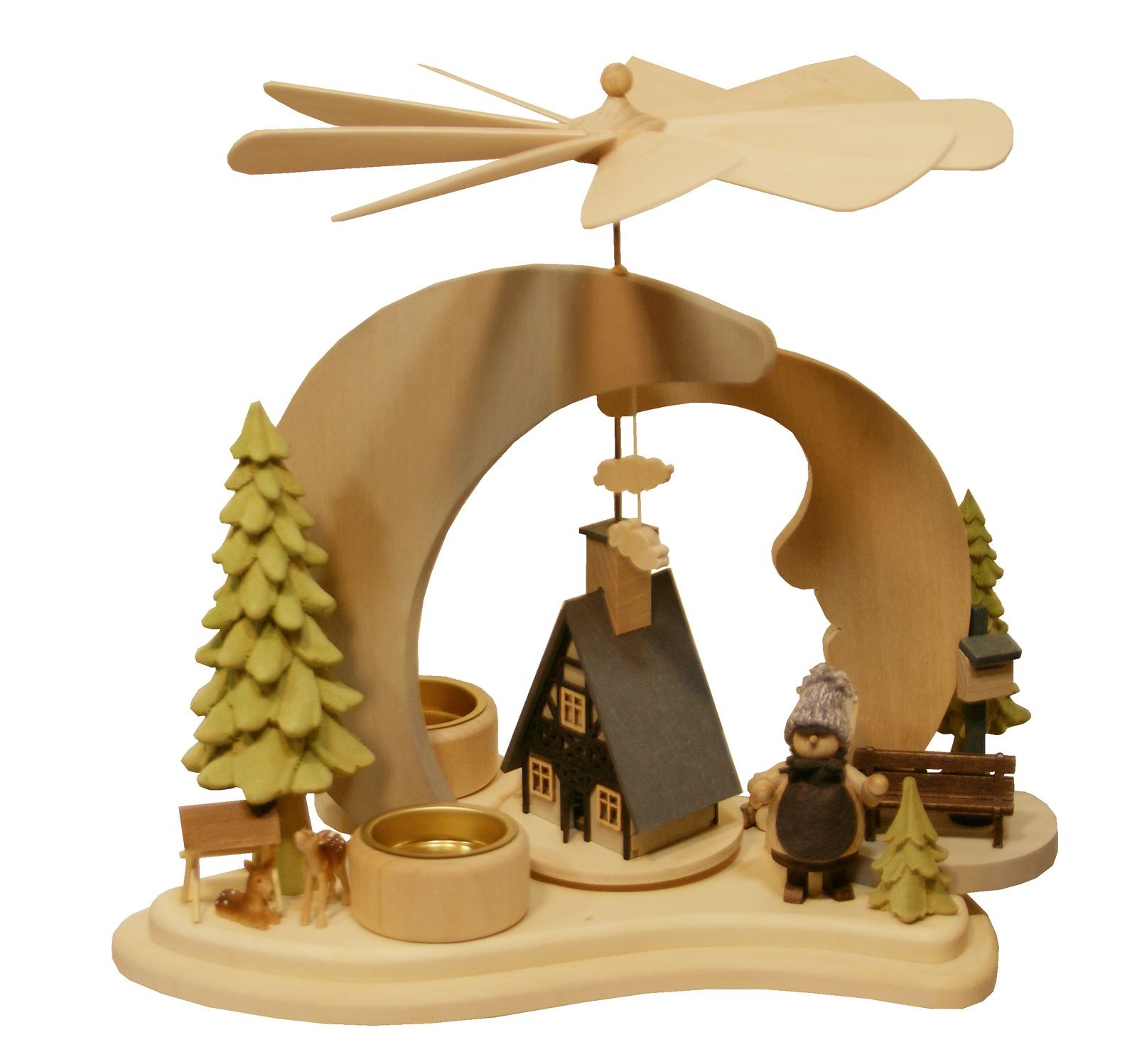 RATAGS Holzdesign Massivholzpyramide Walki am Waldhaus