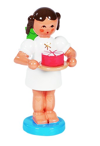 baker angel with cream pie baker angel with cream pie