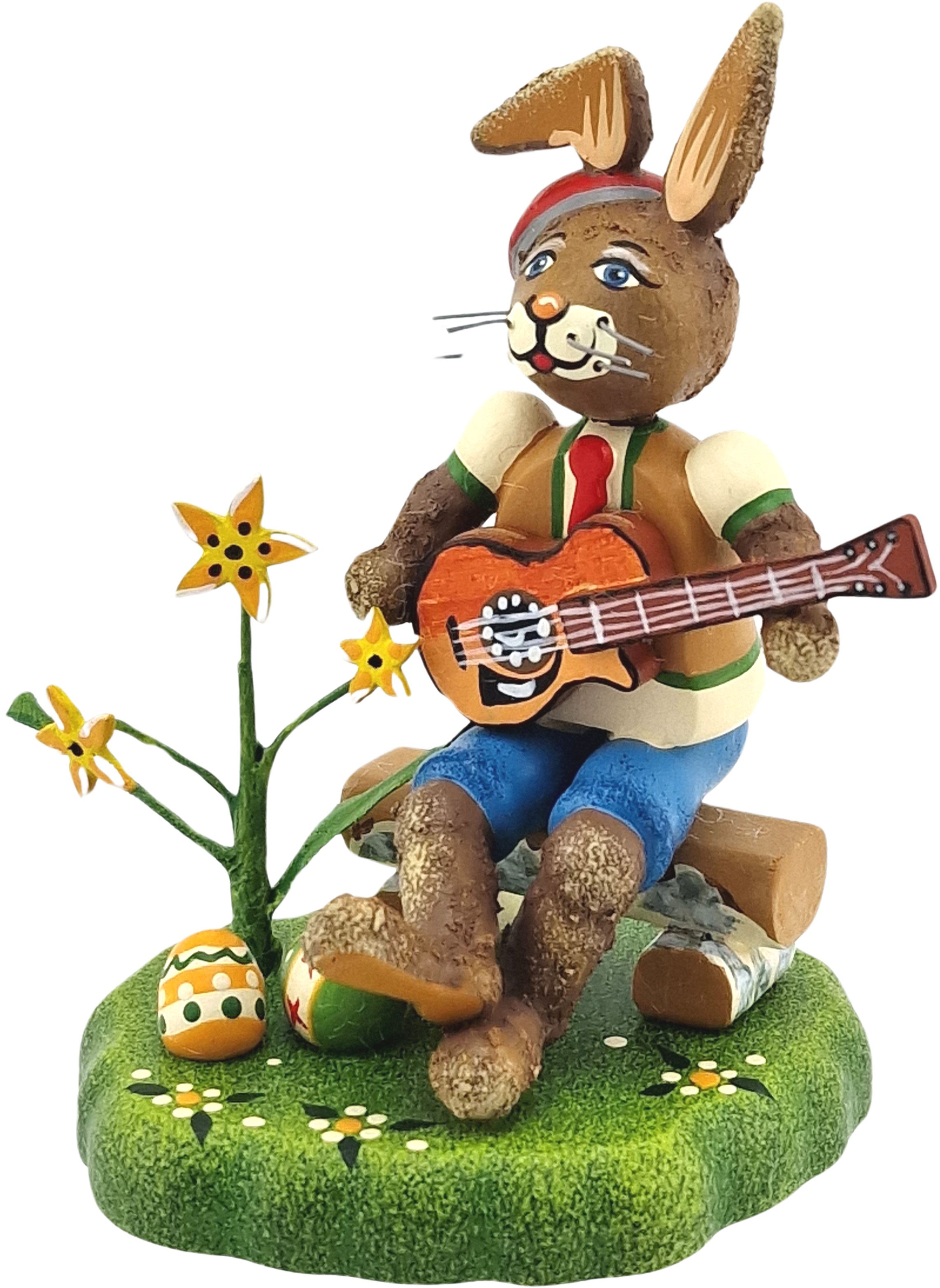 Hubrig Volkskunst Hasenland - Hasenmusikant - Junge mit Gitarre