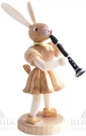 Blank Osterhase mit Klarinettte, natur